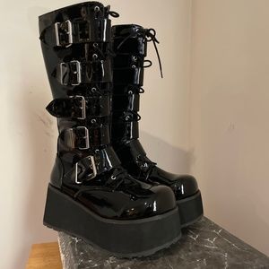 Demonia Trashville 518 Platform Boots Black Vegan Patent 11M OG Box